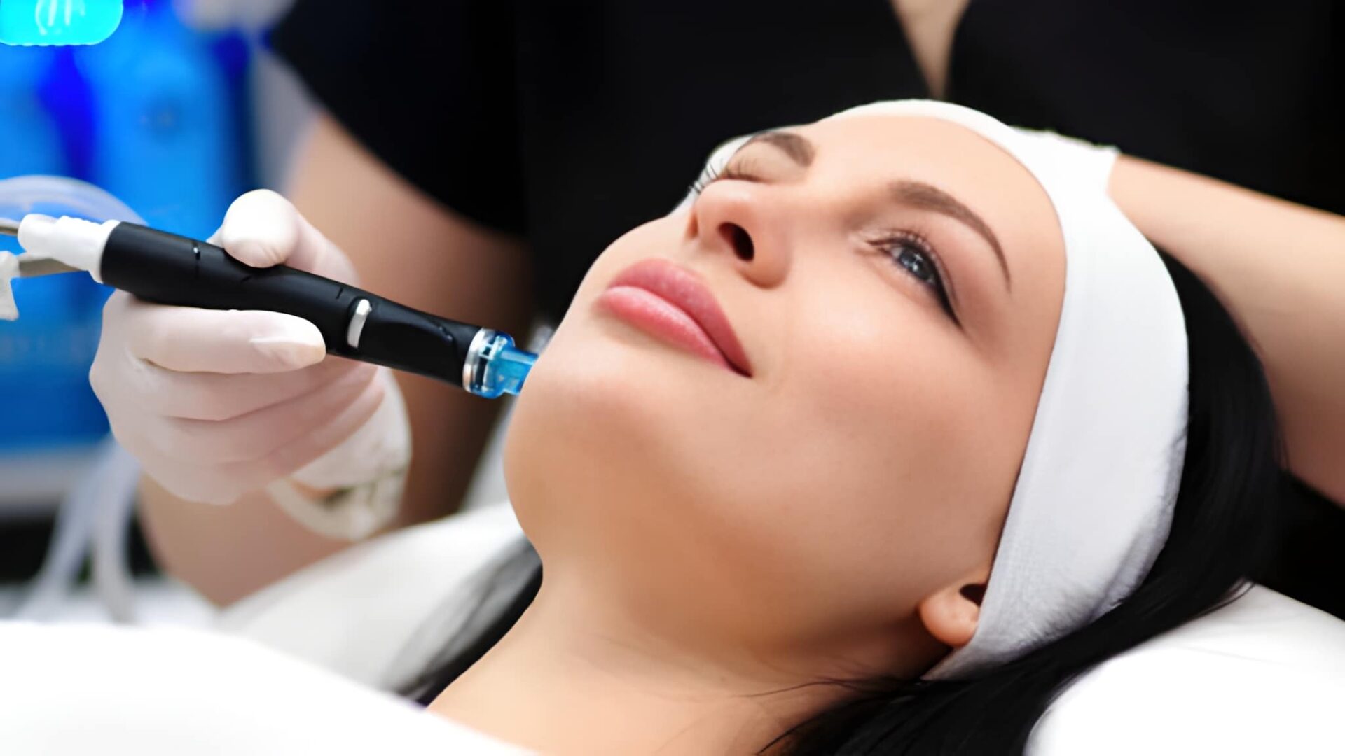 HydraFacial vs Chemical Peel: Which Is Better for Your Skin?